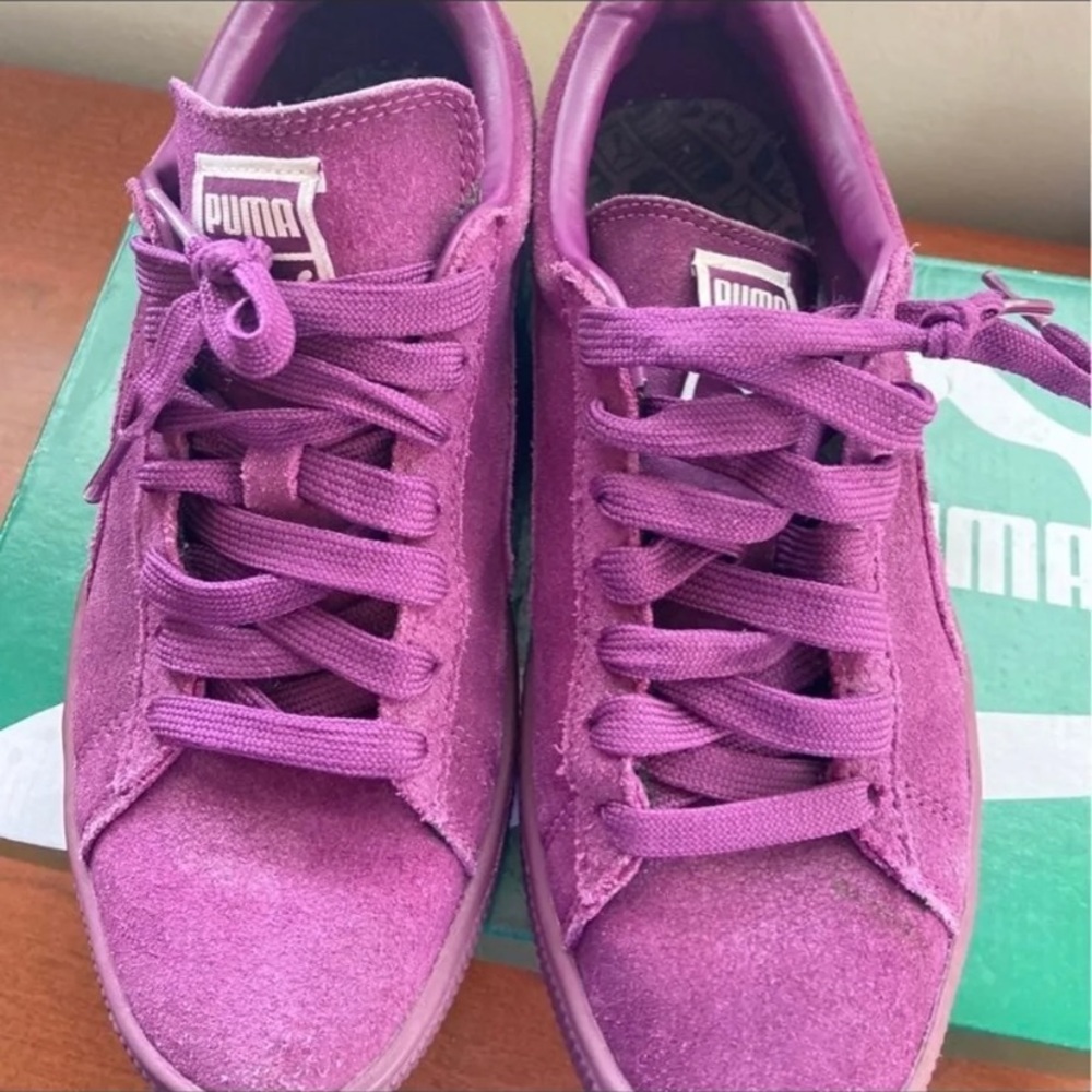 Purple women pumas | size 9